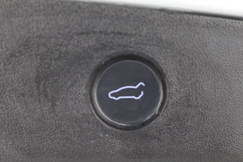 Used Tesla Model 3 2021 for sale - 76439113: Photo 25