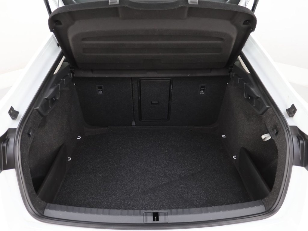 Used Skoda Octavia 2023 for sale - 76385871: Photo 25