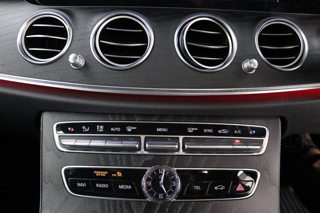 Used Mercedes-Benz E Class 2018 for sale - 76923402: Photo 15