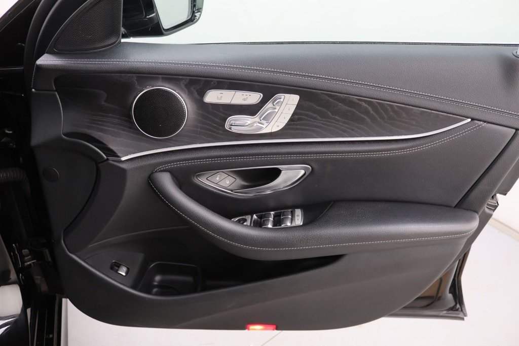 Used Mercedes-Benz E Class 2018 for sale - 76923402: Photo 30