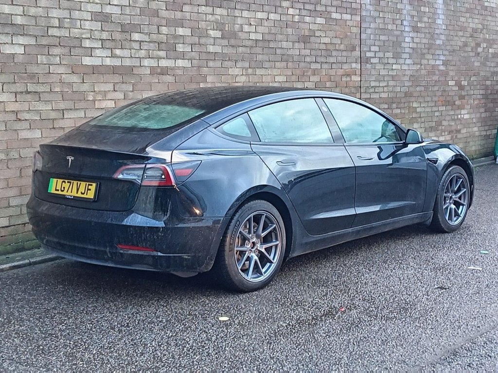 Used Tesla Model 3 2021 for sale - 77765006: Photo 3