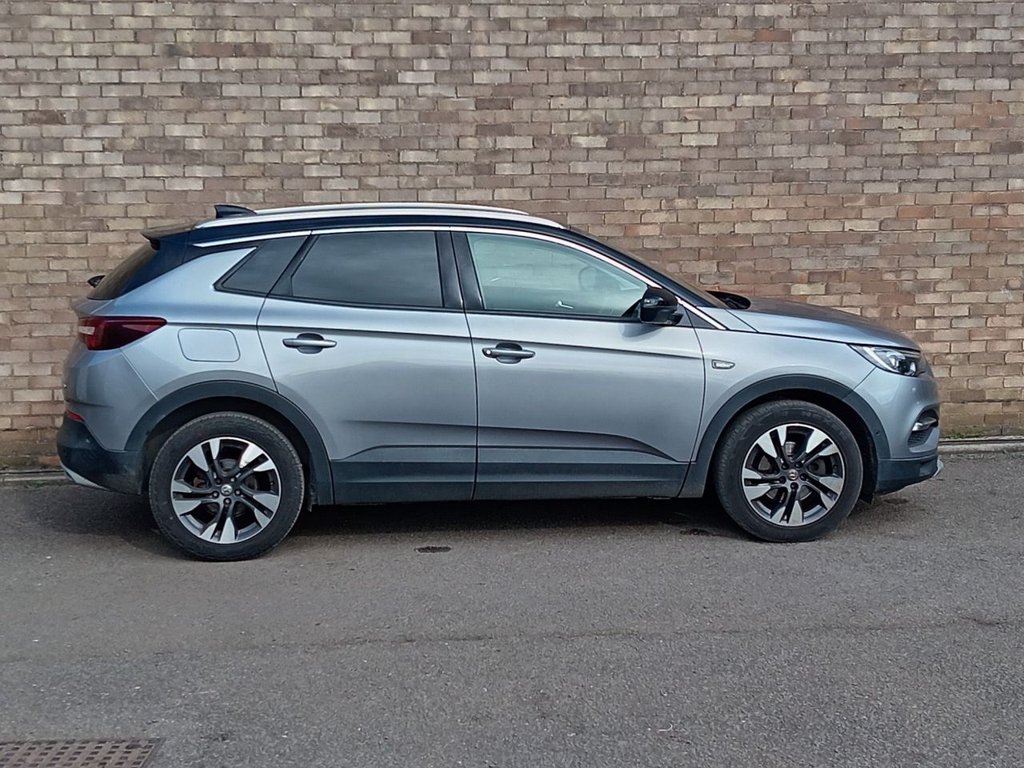 Used Vauxhall Grandland X 2019 for sale - 77820964: Photo 2