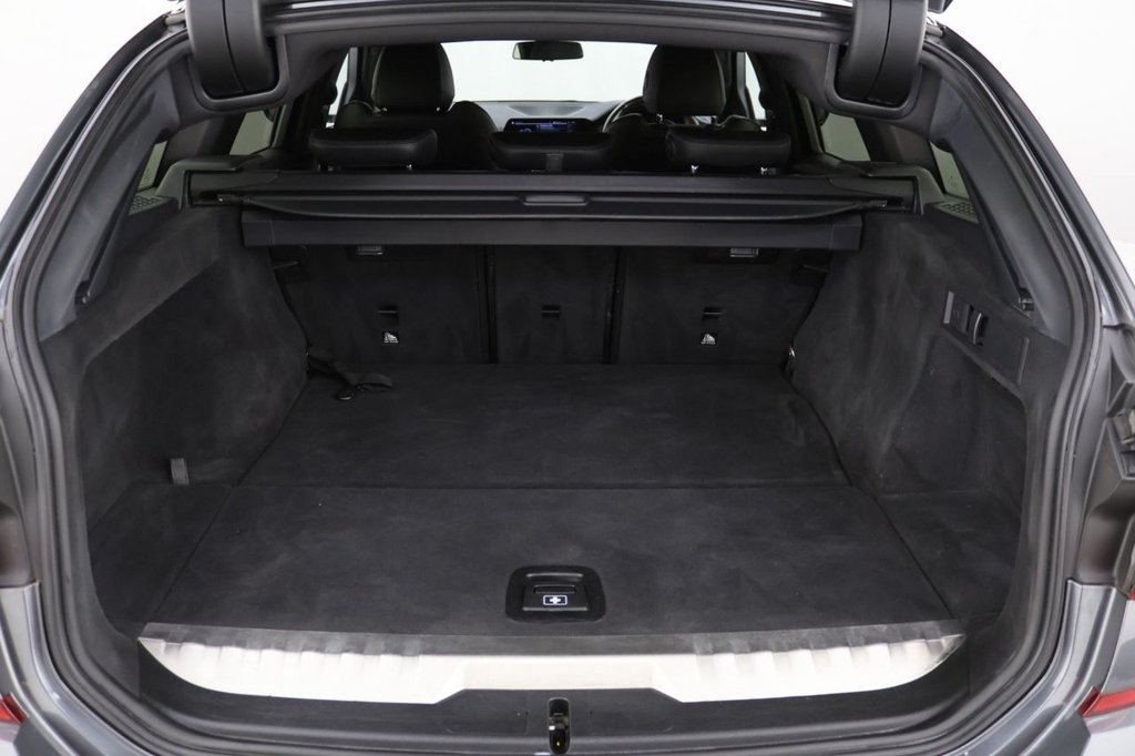 Used BMW 3 Series 2021 for sale - 76632028: Photo 25