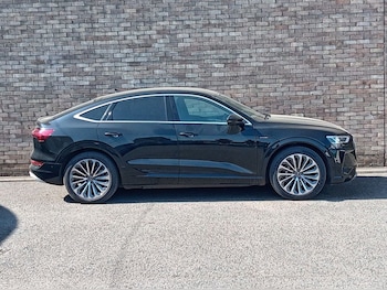 Used Audi e-tron 2022 for sale - 79197117: Photo