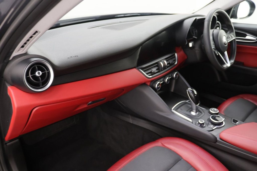 Used Alfa Romeo Giulia 2018 for sale - 78124136: Photo 24