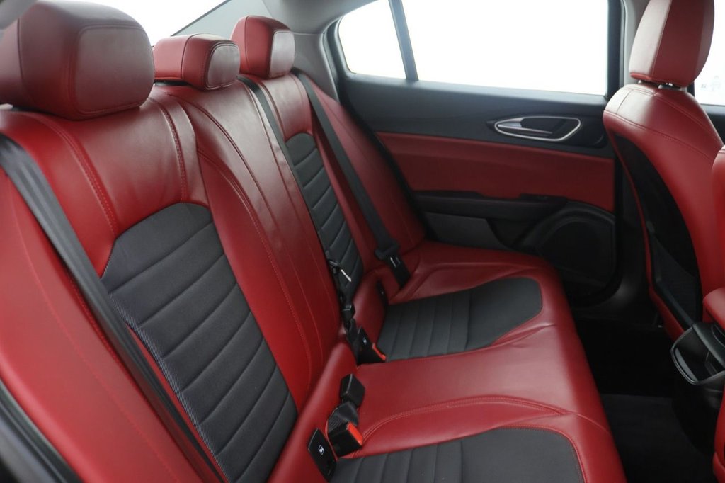 Used Alfa Romeo Giulia 2018 for sale - 78124136: Photo 3