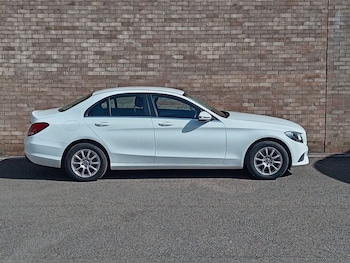 Used Mercedes-Benz C Class 2017 for sale - 79045997: Photo