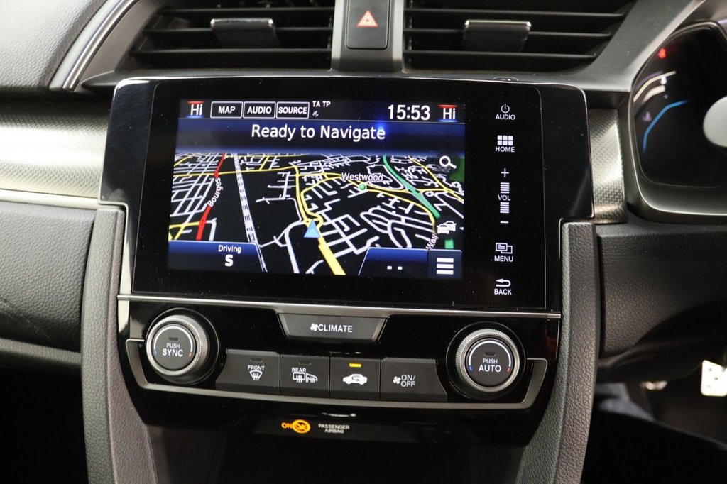 Used Honda Civic 2018 for sale - 76542150: Photo 13