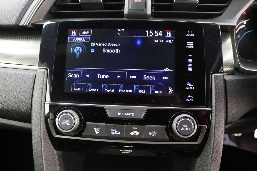 Used Honda Civic 2018 for sale - 76542150: Photo 14