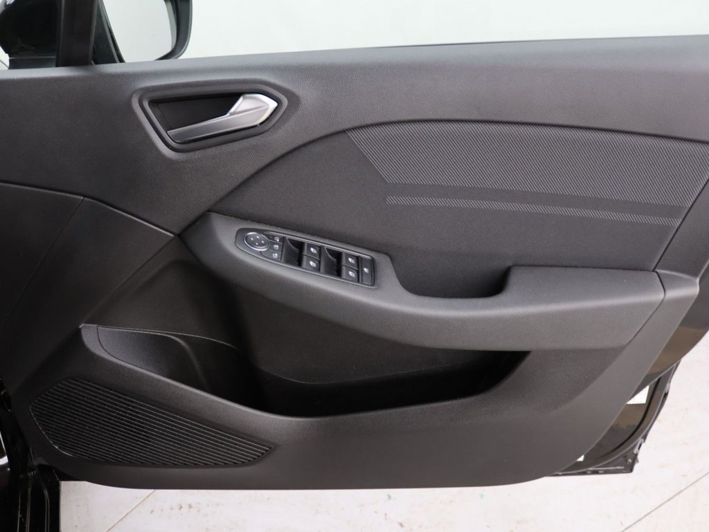 Used Renault Clio 2024 for sale - 76541990: Photo 25