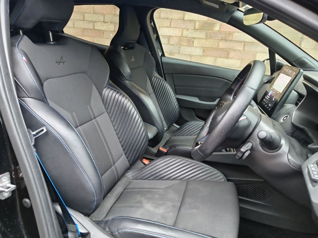 Used Renault Clio 2024 for sale - 76541990: Photo 5