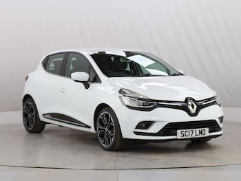 Used Renault Clio 2017 for sale - 79461936: Photo