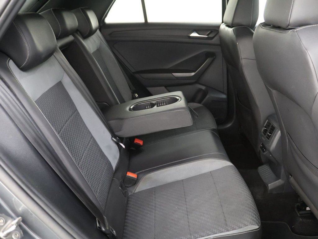 Used Volkswagen T-Roc 2021 for sale - 77891332: Photo 17