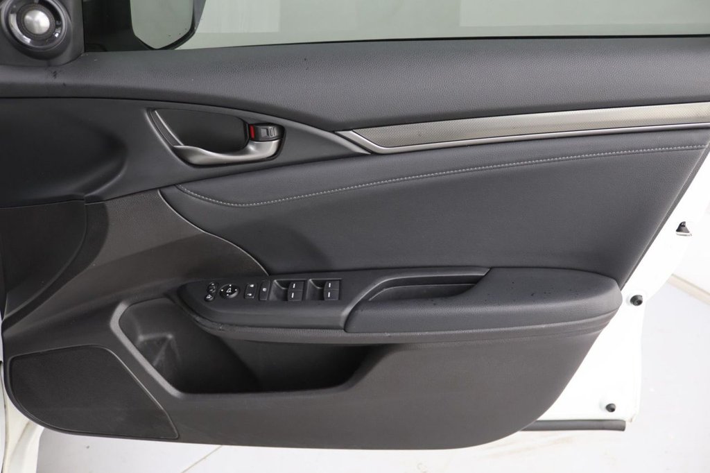 Used Honda Civic 2020 for sale - 77582995: Photo 26