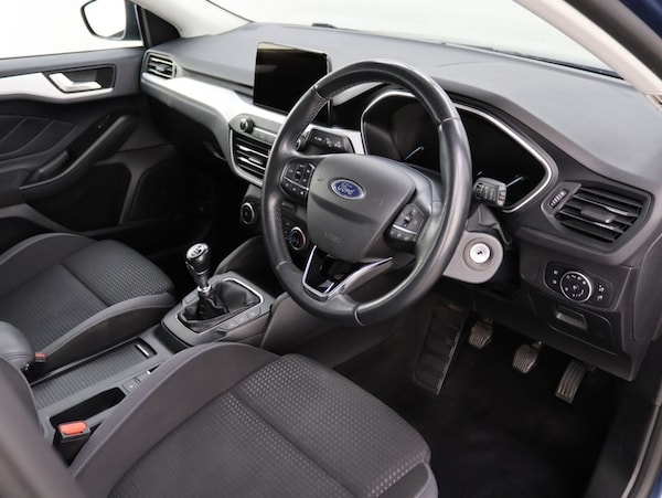 Used Ford Focus 2020 for sale - 76301043: Photo 10