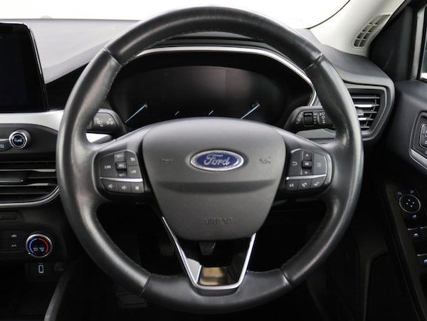 Used Ford Focus 2020 for sale - 76301043: Photo 22