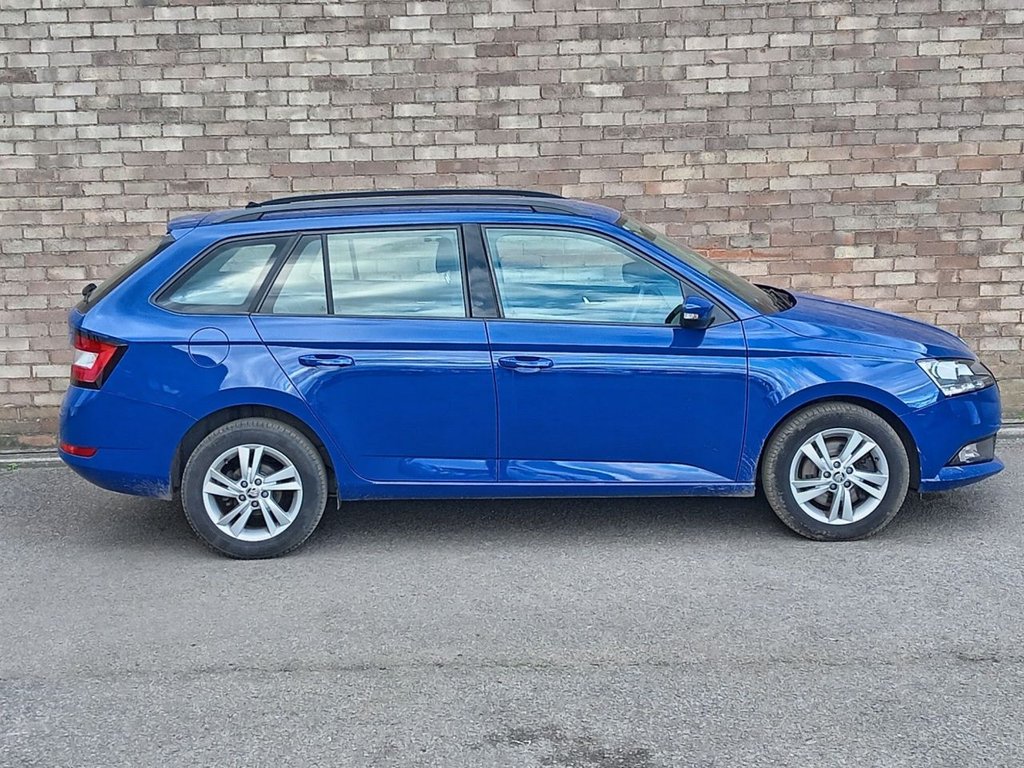 Used Skoda Fabia 2022 for sale - 77849799: Photo 2