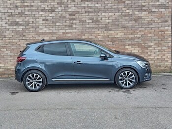 Used Renault Clio 2020 for sale - 77879553: Photo
