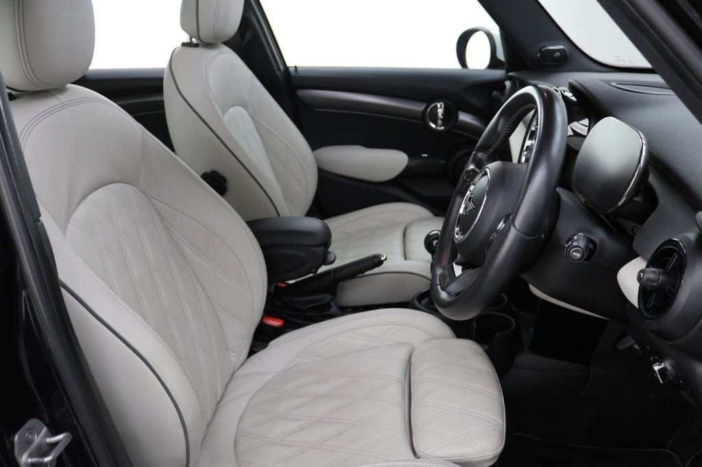 Used MINI Hatch 2021 for sale - 77121638: Photo 13