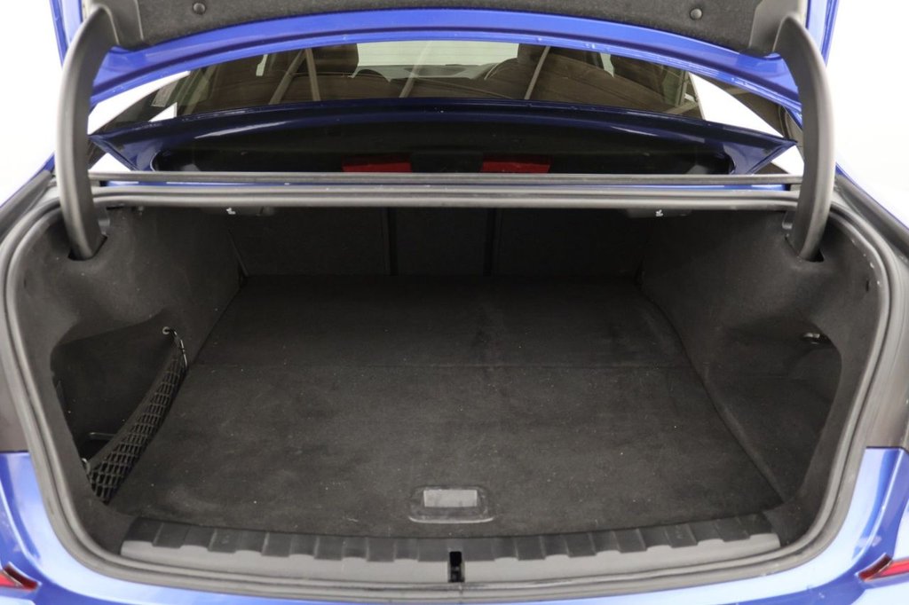 Used BMW 3 Series 2019 for sale - 76840948: Photo 25