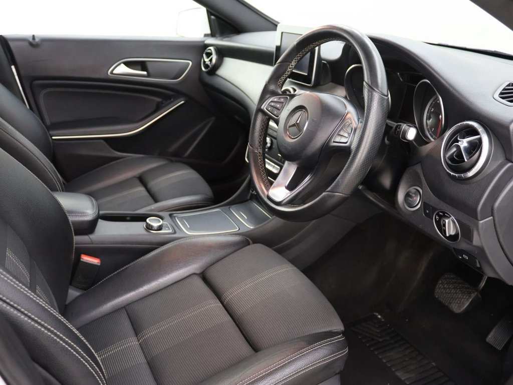 Used Mercedes-Benz CLA 2018 for sale - 76541981: Photo 10