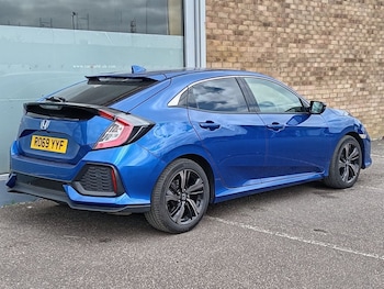 Used Honda Civic 2019 for sale - 75596660: Photo