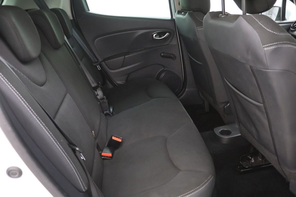 Used Renault Clio 2019 for sale - 77133117: Photo 17