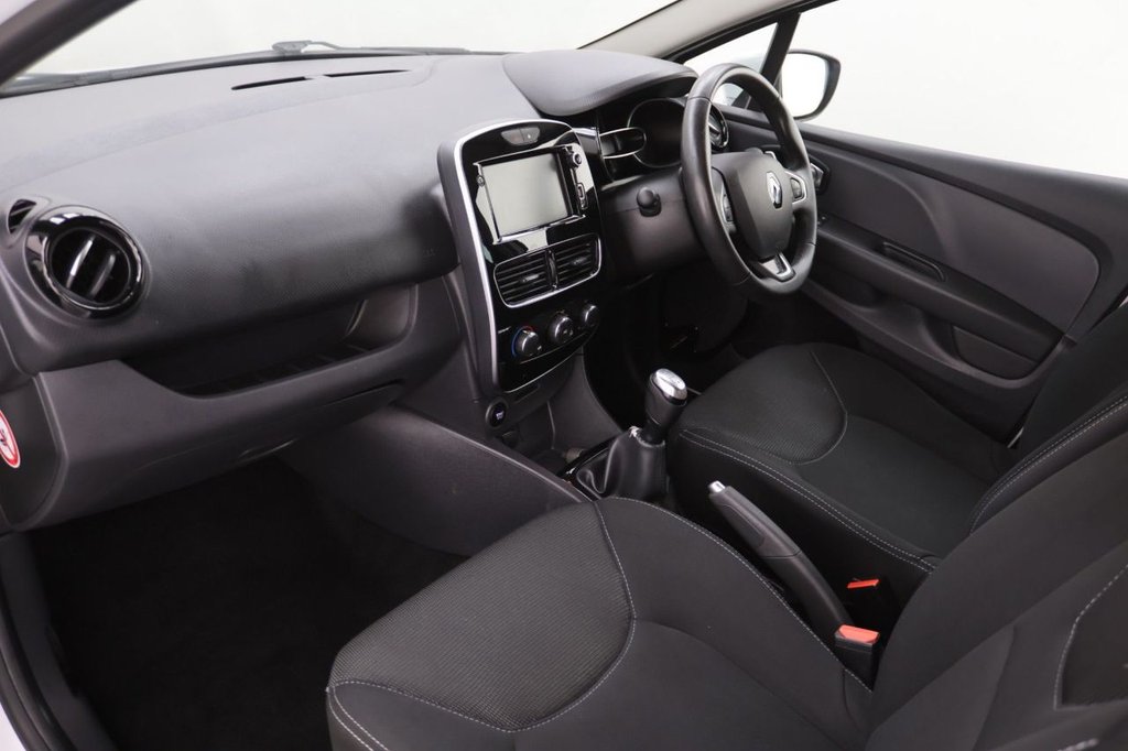 Used Renault Clio 2019 for sale - 77133117: Photo 24