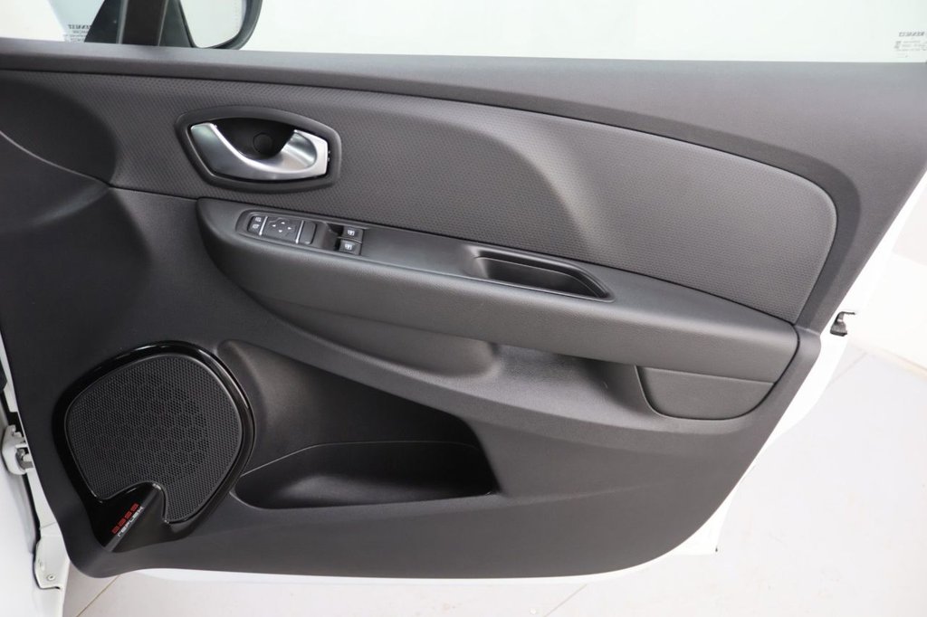 Used Renault Clio 2019 for sale - 77133117: Photo 26