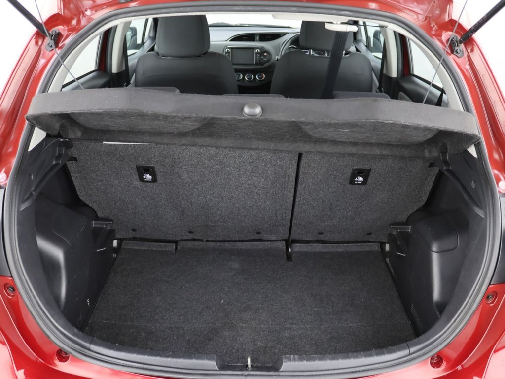 Used Toyota Yaris 2019 for sale - 76754595: Photo 24