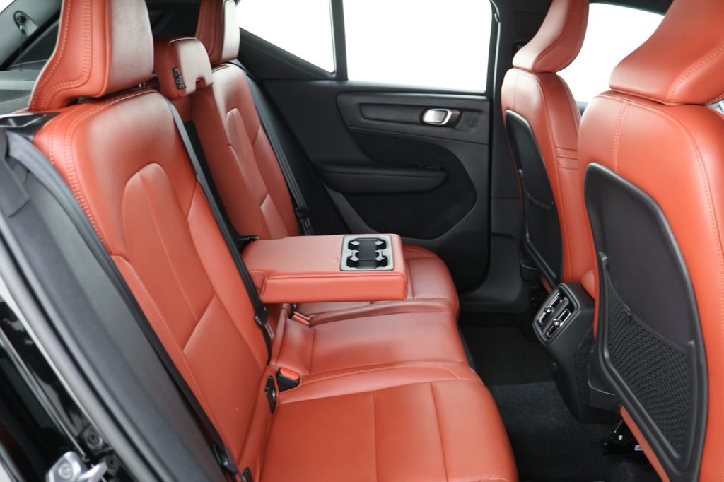 Used Volvo XC40 2020 for sale - 76300935: Photo 3