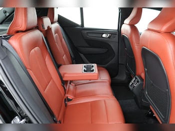 Used Volvo XC40 2020 for sale - 76300935: Photo
