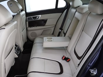 Used Jaguar XF 2015 for sale - 79254373: Photo