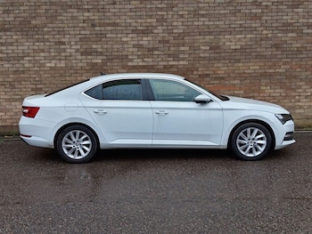 Used Skoda Superb 2021 for sale - 77621037: Photo