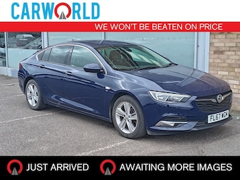 Vauxhall - Insignia