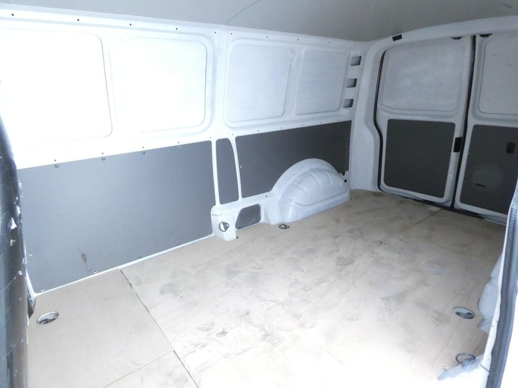 Used Volkswagen Transporter 2021 for sale - 77014138: Photo 24