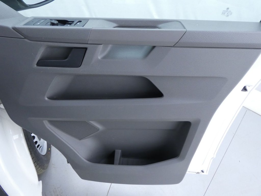 Used Volkswagen Transporter 2021 for sale - 77014138: Photo 25
