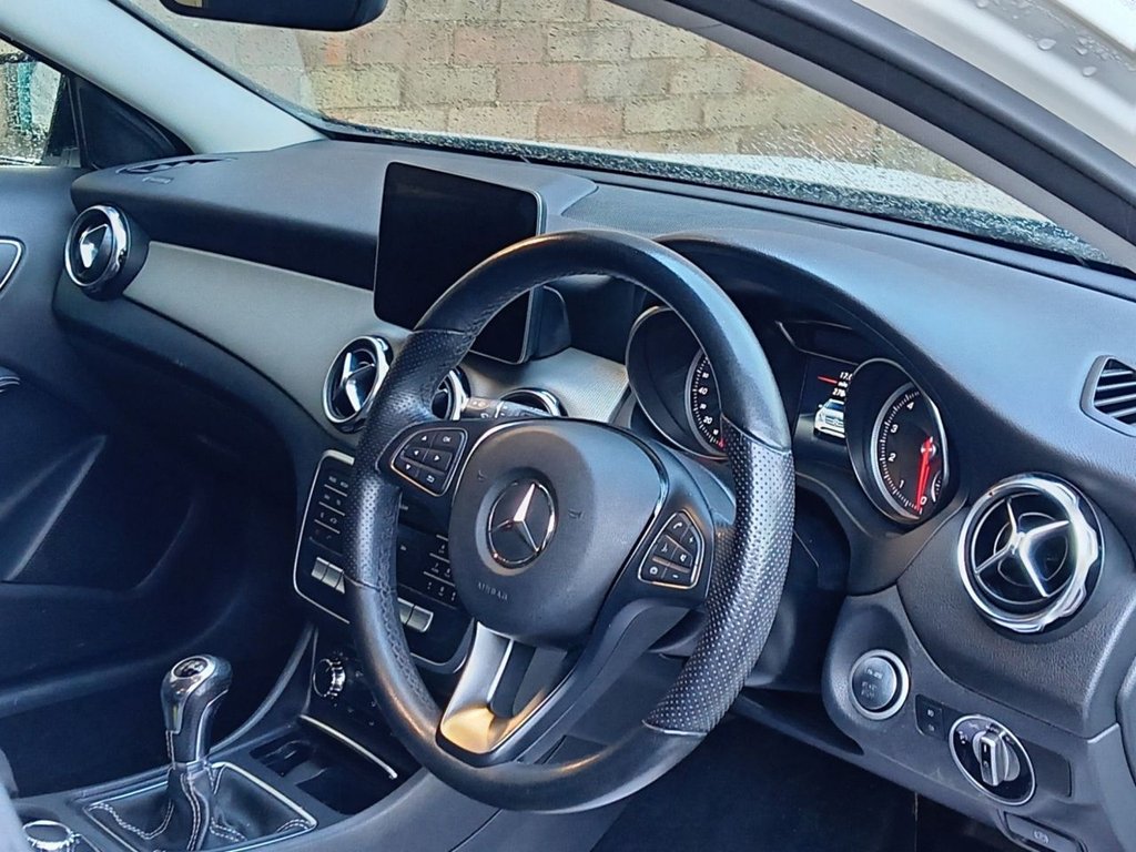 Used Mercedes-Benz GLA 2019 for sale - 77647990: Photo 8