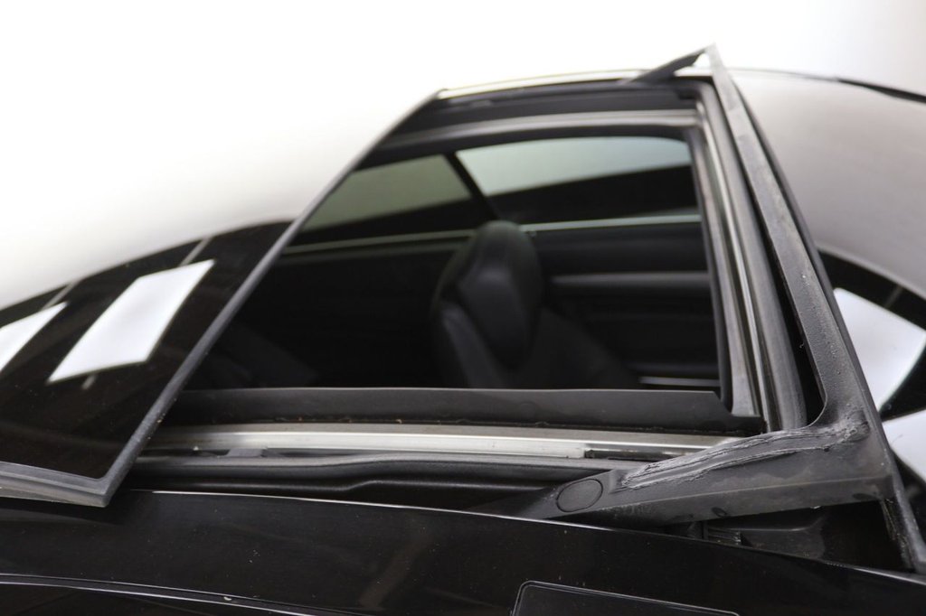 Used Mercedes-Benz E Class 2014 for sale - 77583077: Photo 17