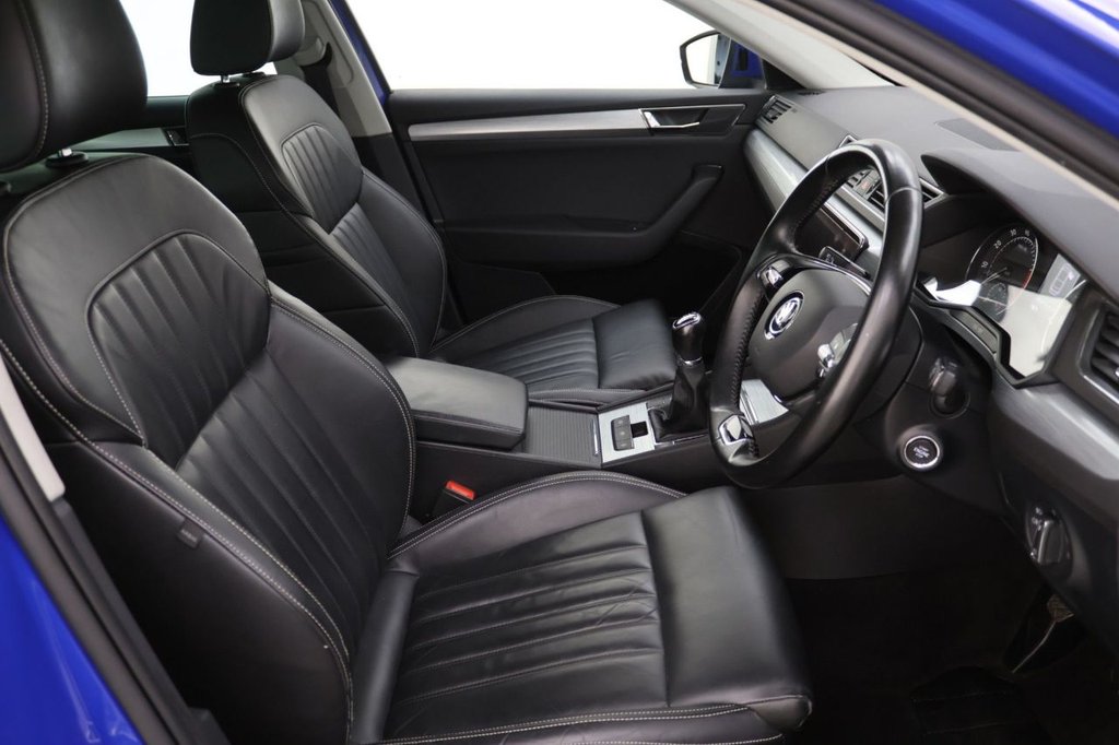 Used Skoda Superb 2021 for sale - 76923440: Photo 12