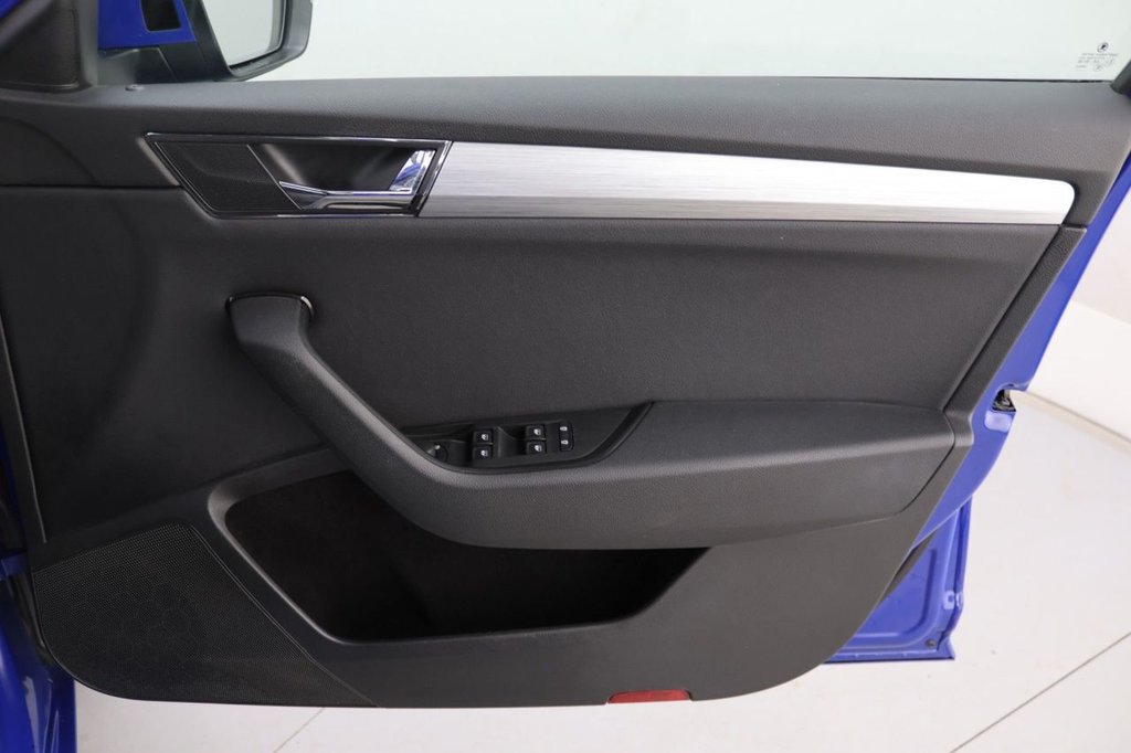 Used Skoda Superb 2021 for sale - 76923440: Photo 25