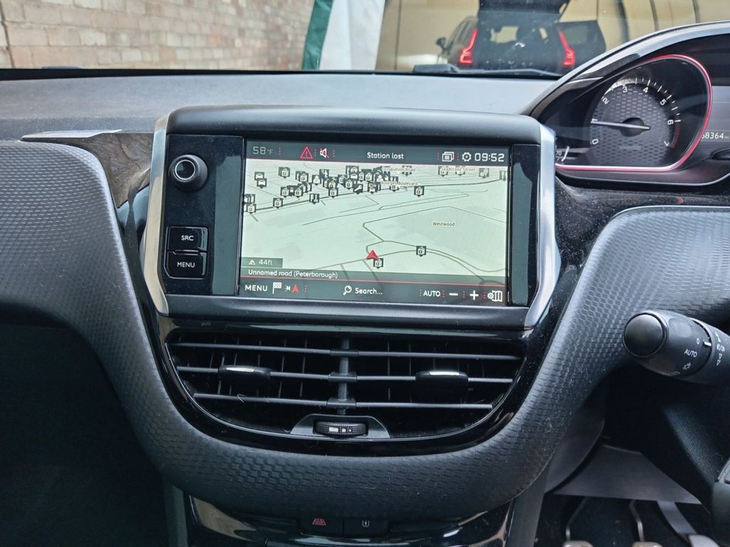 Used Peugeot 2008 2019 for sale - 76010480: Photo 12
