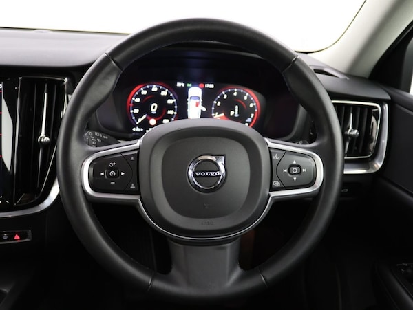 Used Volvo V60 2022 for sale - 76300862: Photo 22