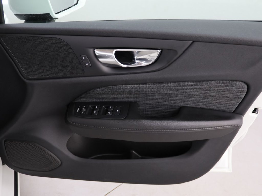 Used Volvo V60 2022 for sale - 76300862: Photo 29