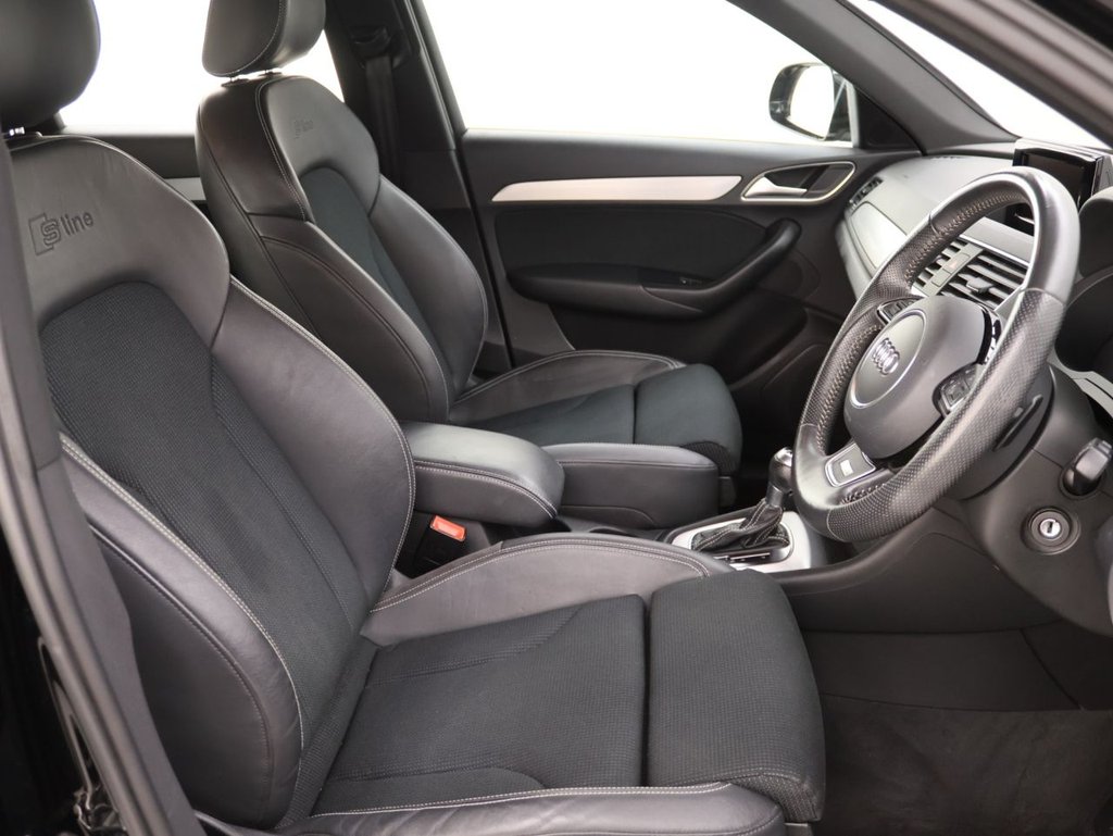 Used Audi Q3 2018 for sale - 76385867: Photo 12