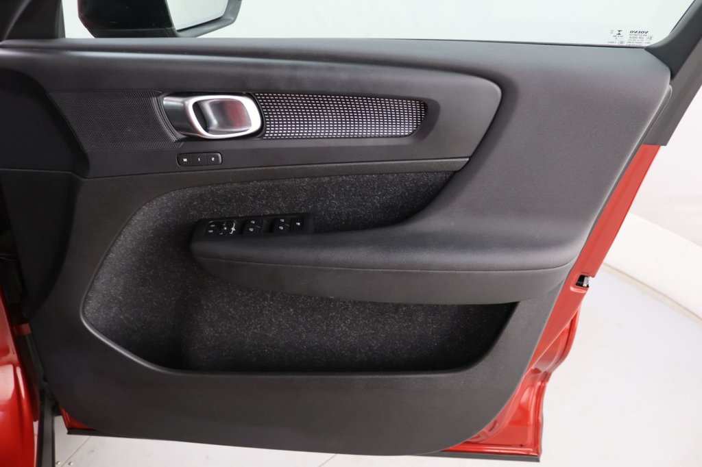 Used Volvo XC40 2020 for sale - 76300892: Photo 26