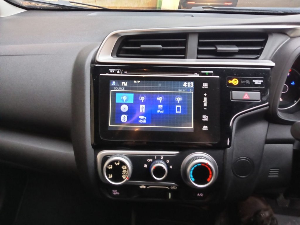 Used Honda Jazz 2018 for sale - 76934764: Photo 5