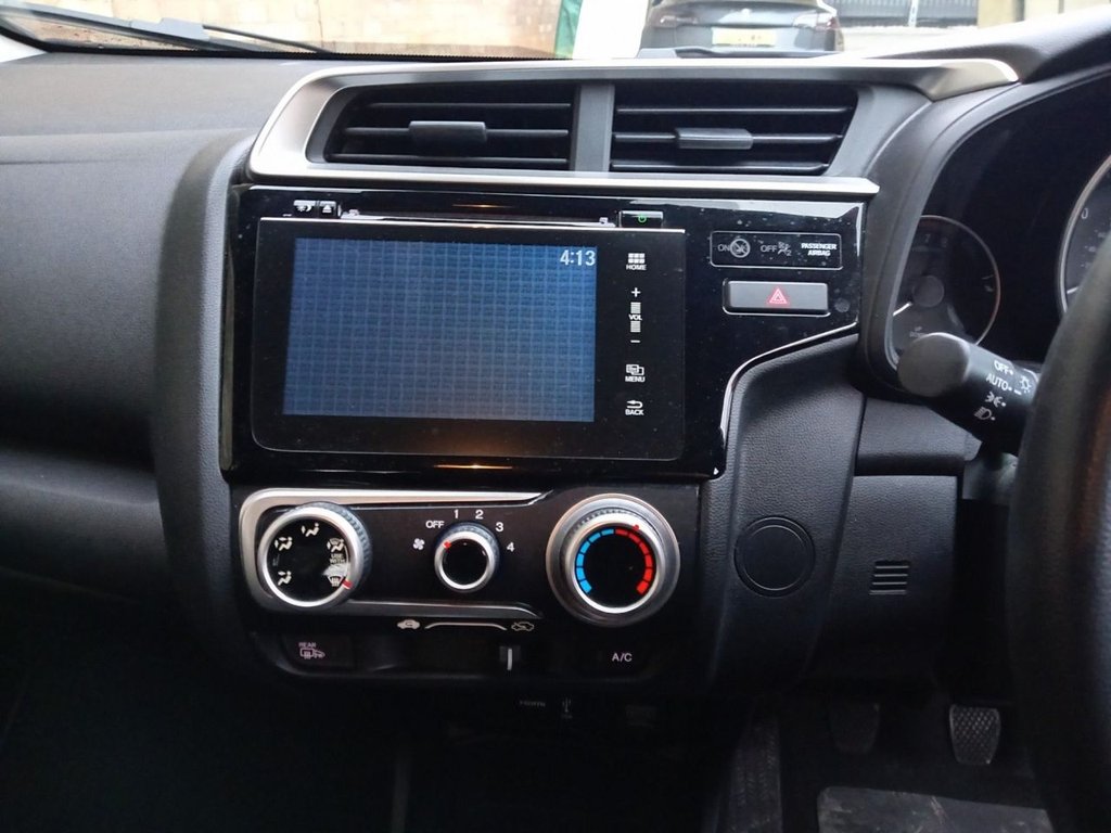 Used Honda Jazz 2018 for sale - 76934764: Photo 8