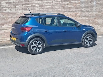 Used Dacia Sandero Stepway 2023 for sale - 79607642: Photo
