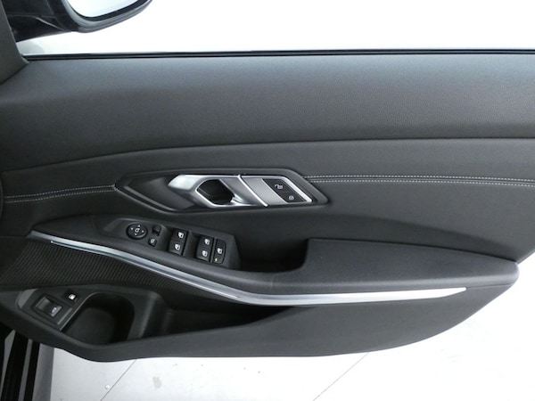 Used BMW 3 Series 2021 for sale - 76300962: Photo 30